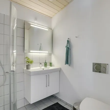 Self - 400m To The Fjord By Interhome *